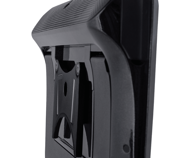 Sidovy av Tobii Dynavox Monteringsplatta med snabbkoppling på en I-110